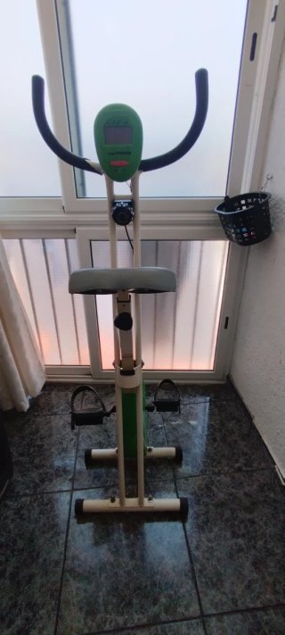 Bicicleta Estática Plegable New Power
