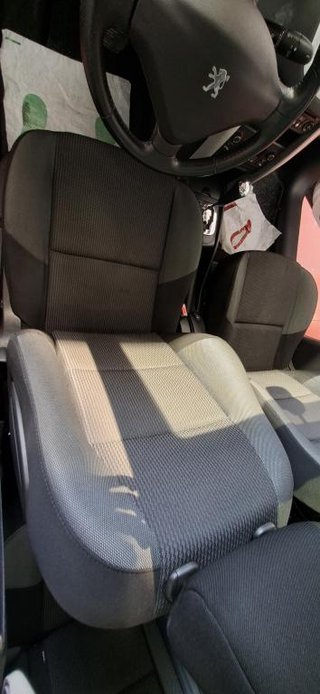 Peugeot 207 SW ACTIVE 1.6 VTi 120 Automatico
