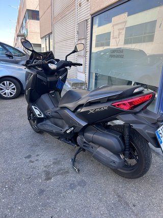 Yamaha XMAX  125 Sym jet 4r 49 cc  Piaggio vespa49