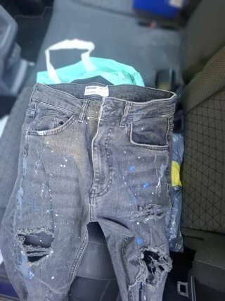 Lote pantalones hombre Bershka T.XS y 2 bambas