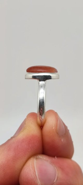 Anillo de Plata y Piedra Sol.