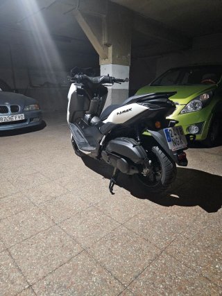 Yamaha NMAX 125