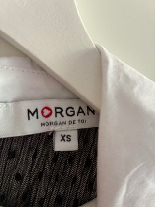 Blusa Morgan Negra Transparente Cuello Blanco T.XS