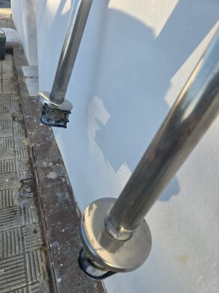 Escalera piscina aluminio 3 peldaños