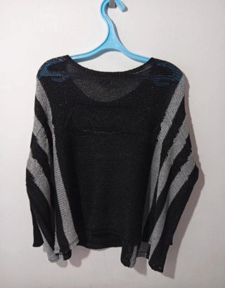 Jersey oversize Charbell negro y gris Talla L