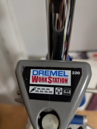 Estación de trabajo Dremel 220