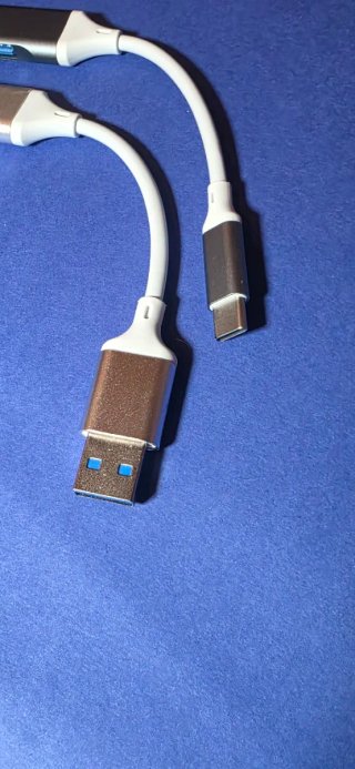 Set di 2 Hub Assortiti 4 Porte USB-A+C