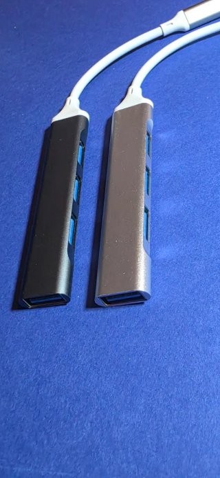 Set di 2 Hub Assortiti 4 Porte USB-A+C