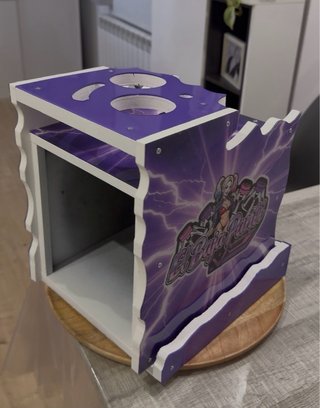 Caja personalizada con diseño El Baja Party