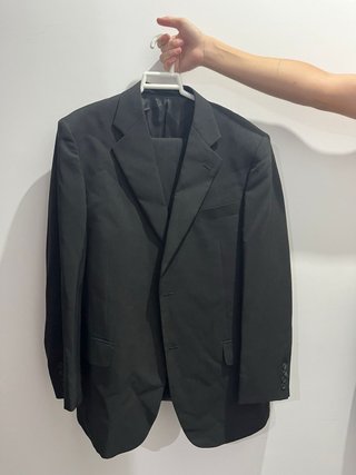 Traje negro formal