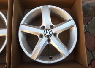 Llantas Originales Vw Golf Caddy Touran en 16”