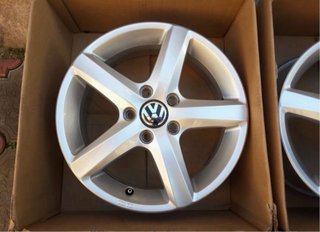 Llantas Originales Vw Golf Caddy Touran en 16”