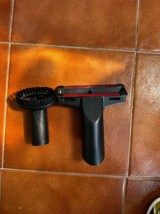 Aspiradora Rowenta Silence Force Compact