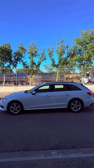 Audi A4 Avant 30 TDI S Tronic 2021 - Nacional