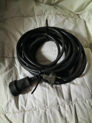 Cable de extensión negro