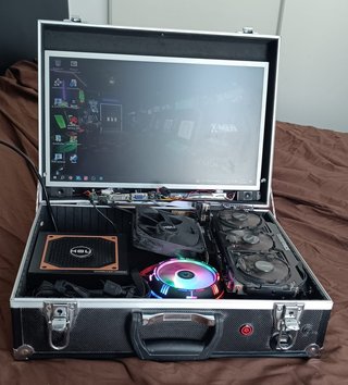 PC Gaming Portátil Maleta