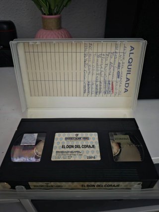 El Don Del Coraje VHS Película Bélica Español