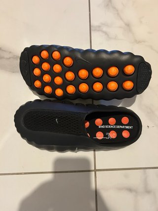 Nike Mind 001