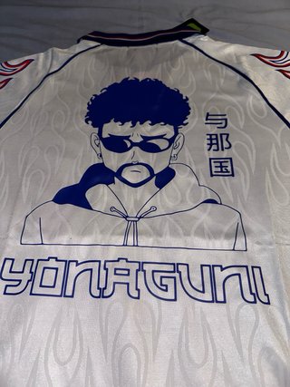 Camiseta Bad Bunny Japón Asics Talla M