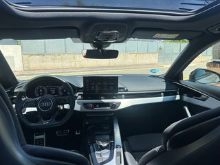 Audi A4 Avant Black Limited 35 TDI