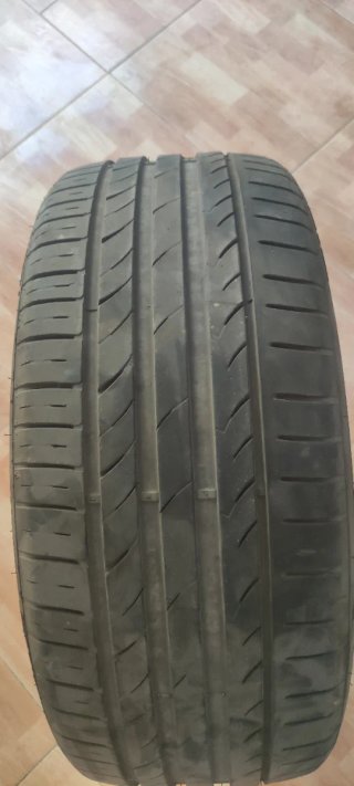 Rueda 235/40/19 Privilo TX3 año 2021