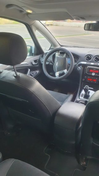 Ford S-MAX 2012