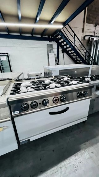 Cocina industrial 6 fuegos con horno