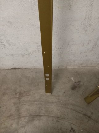 Cerradura de seguridad dorada