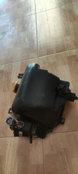 Botella Limpia Mazda RX8 con Motor