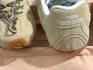 Zapatillas New Balance x Miu Miu