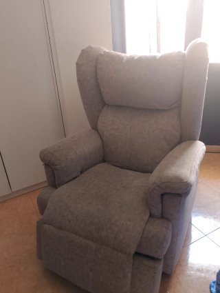 Sillón relax tela beige/gris