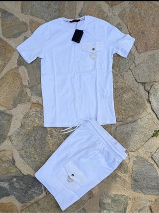 Conjunto Prada Blanco Camiseta y Pantalón Corto
