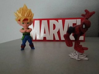 2 Muñecos Spiderman y Goku