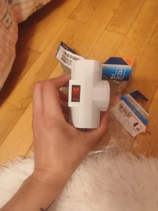 Adaptador Enchufe Múltiple Blanco.