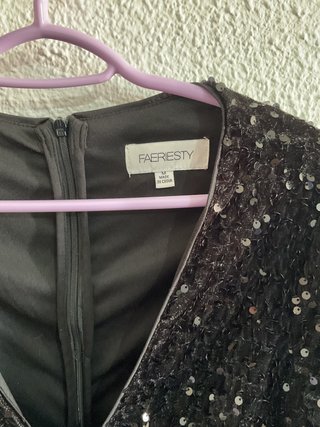 Vestido largo negro lentejuelas y satén