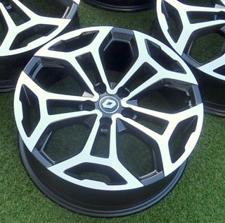 Llantas Originales Renault / Nissan 19" Impolutas