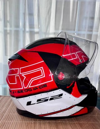 Casco Moto LS2 Rojo Blanco Negro seminuevo Talha M