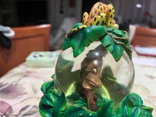 SnowGlobe Tarzán Disney Store. Edición USA