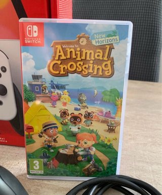 Nintendo Switch OLED + Animal Crossing New Horizon