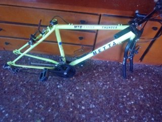 Cuadro.    Bicicleta MTB THUNDER METTA 18 SPEED