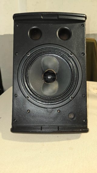Altavoces Martin Audio CDD6 , Prácticamente Nuevos