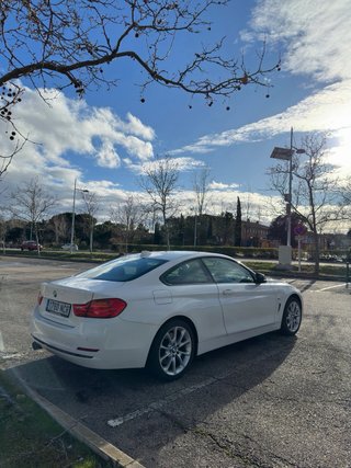 BMW Serie 4 F32 435D Xdrive. Blanco con cuero rojo
