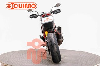DUCATI HYPERMOTARD 939