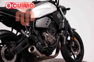 YAMAHA XSR 700