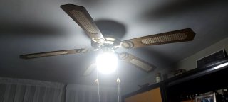 Lámpara Ventilador Madera y Ratán