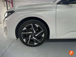 Peugeot 308 5P Allure Pack BlueHDi 130 S&S EAT8
