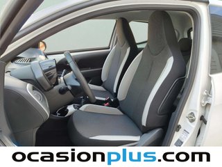 Toyota Aygo 1.0 70 x-play 51 kW (69 CV)