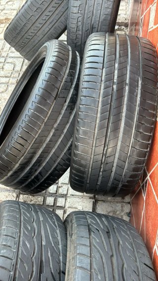 Neumáticos Bridgestone 245/40R19