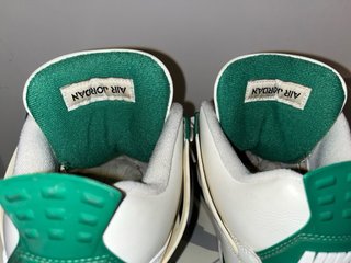 Air Jordan 4 SB Pine Green