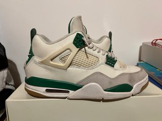 Air Jordan 4 SB Pine Green